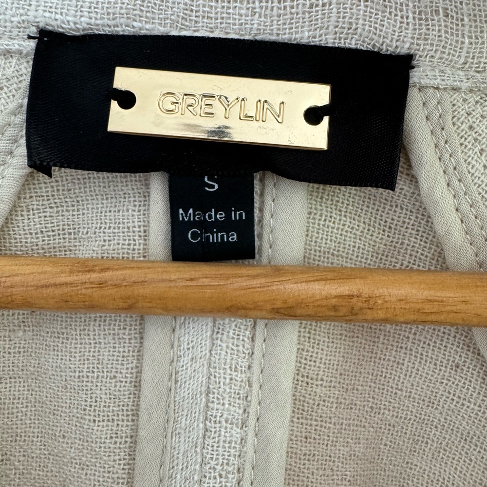 Greylin Collared Summer Jacket in Light Beige - Picture 5 of 6